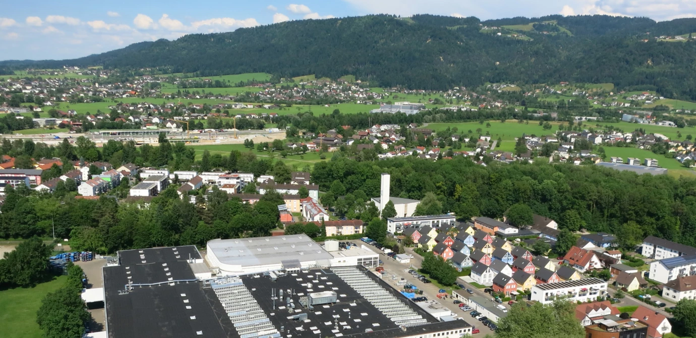12 Architekturbüros sind aufgerufen, städtebauliche Entwürfe zur Zukunft des Zechwaldareals zu entwickeln. Das Ergebnis wird am 9.Juli präsentiert. Quelle: Rhomberg Bau 12 Architekturbüros sind aufgerufen, städtebauliche Entwürfe zur Zukunft des Zechwaldareals zu entwickeln. Das Ergebnis wird am 9.Juli präsentiert. Quelle: Rhomberg Bau